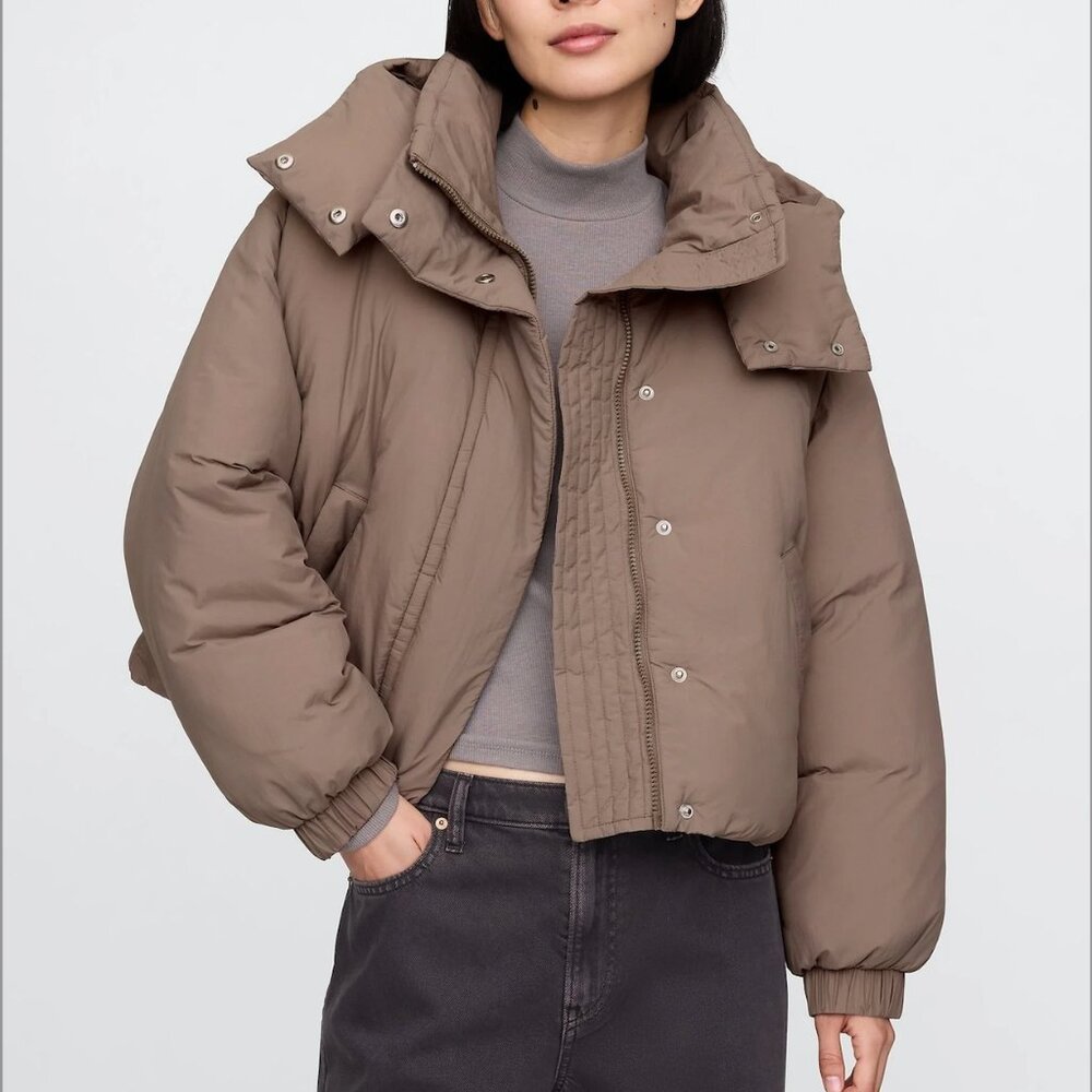 GAP Cropped Puffer Jacket/Coat